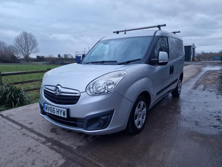 2016 Vauxhall Combo 2000 Silver  Low 106k Miles  Drives Perfect  12mth MOT