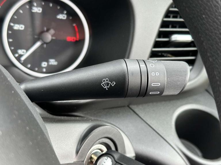 IVECO DAILY 2.3D HPI 14V 35S 4100 LWB H2 Euro 6 (s/s) 5dr 2025