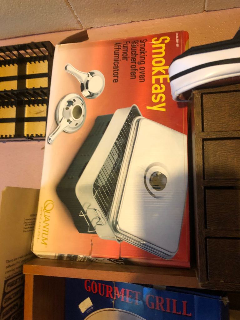 SmokEasy Smoking Oven by Quantum – Brand New in Box