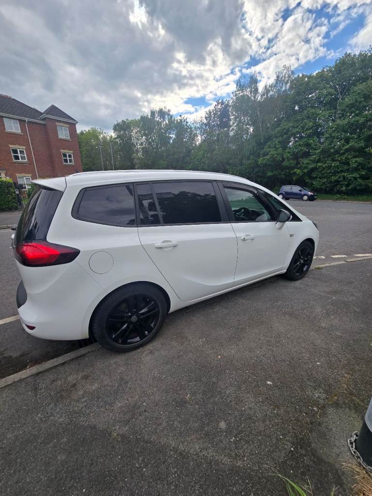 Vauxhall, ZAFIRA, SRI MPV, 2013, Manual, 1956 (cc), 5 doors