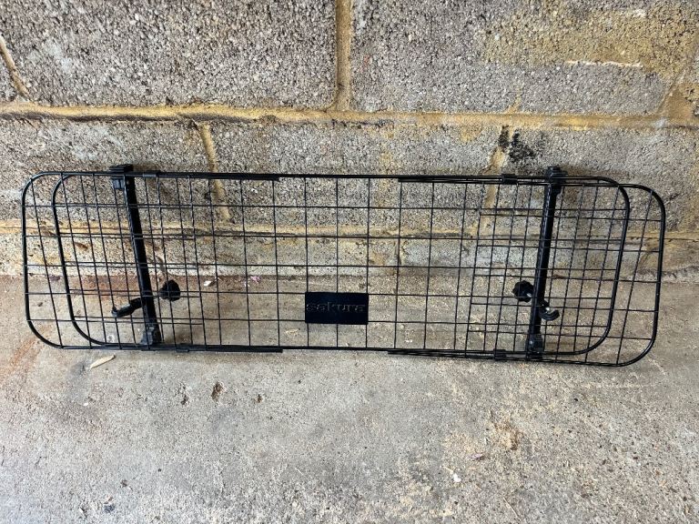 Dog guard for car