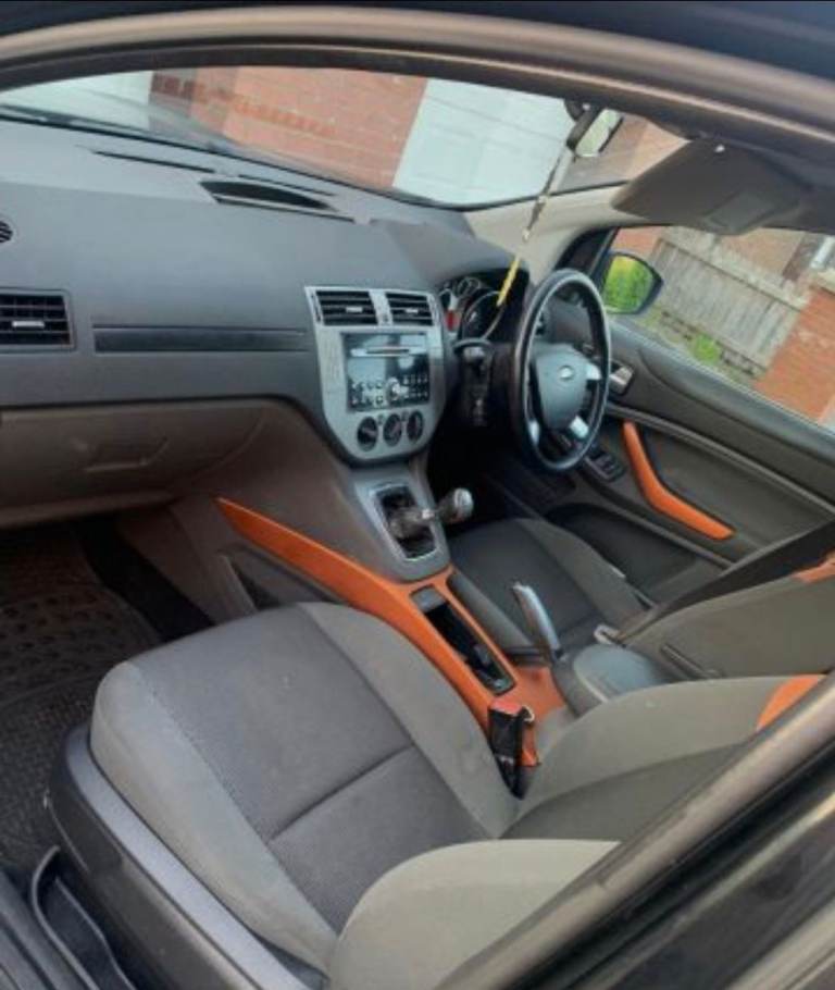 Beautiful 2008 ford kuga 2.0 tdci car has done 32 miles from last mot 