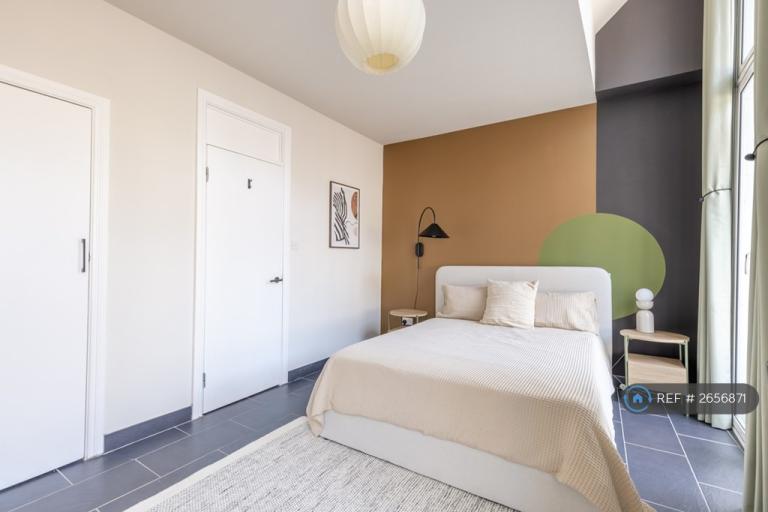 1 bedroom flat in Watergate Buildings, Newcastle Upon Tyne, NE1 (1 bed) (#2656871)