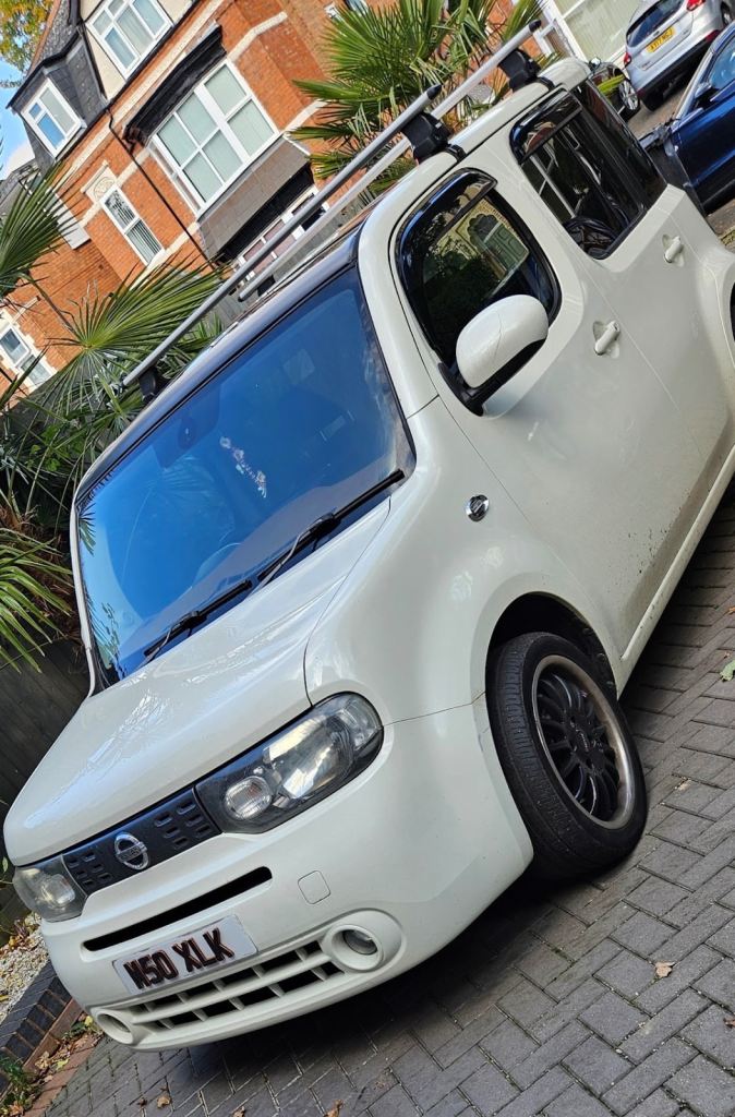 Nissan, CUBE, Hatchback, 2010, Manual, 1598 (cc), 5 doors