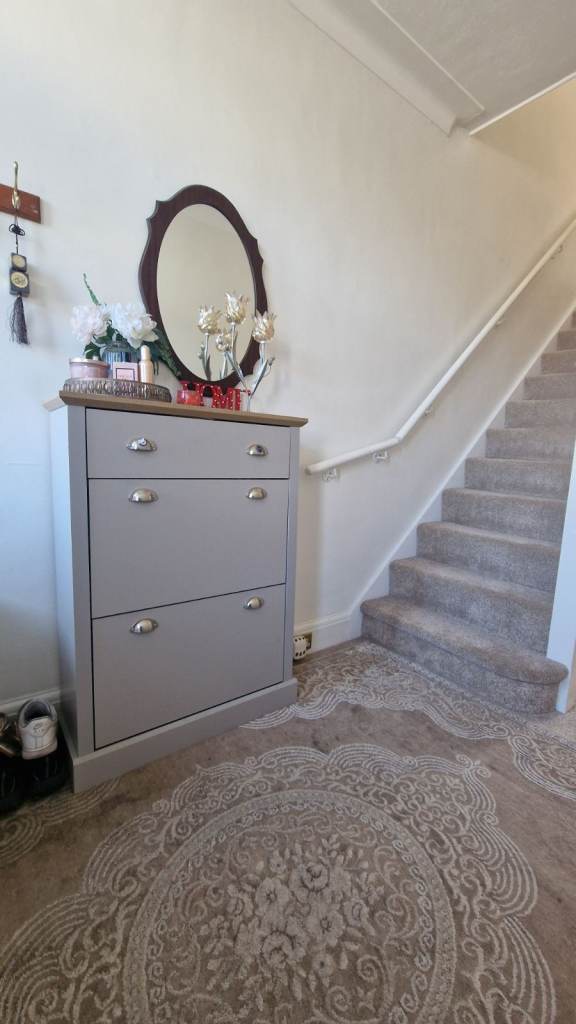 Single Bedroom to Rent in a Shared Family House £650 p/m include all bills