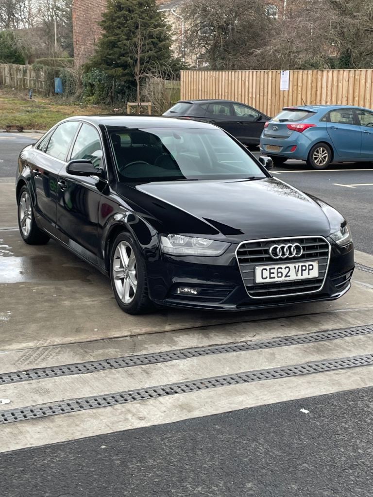 Audi, A4, Saloon, 2012, Manual, 1968 (cc), 4 doors