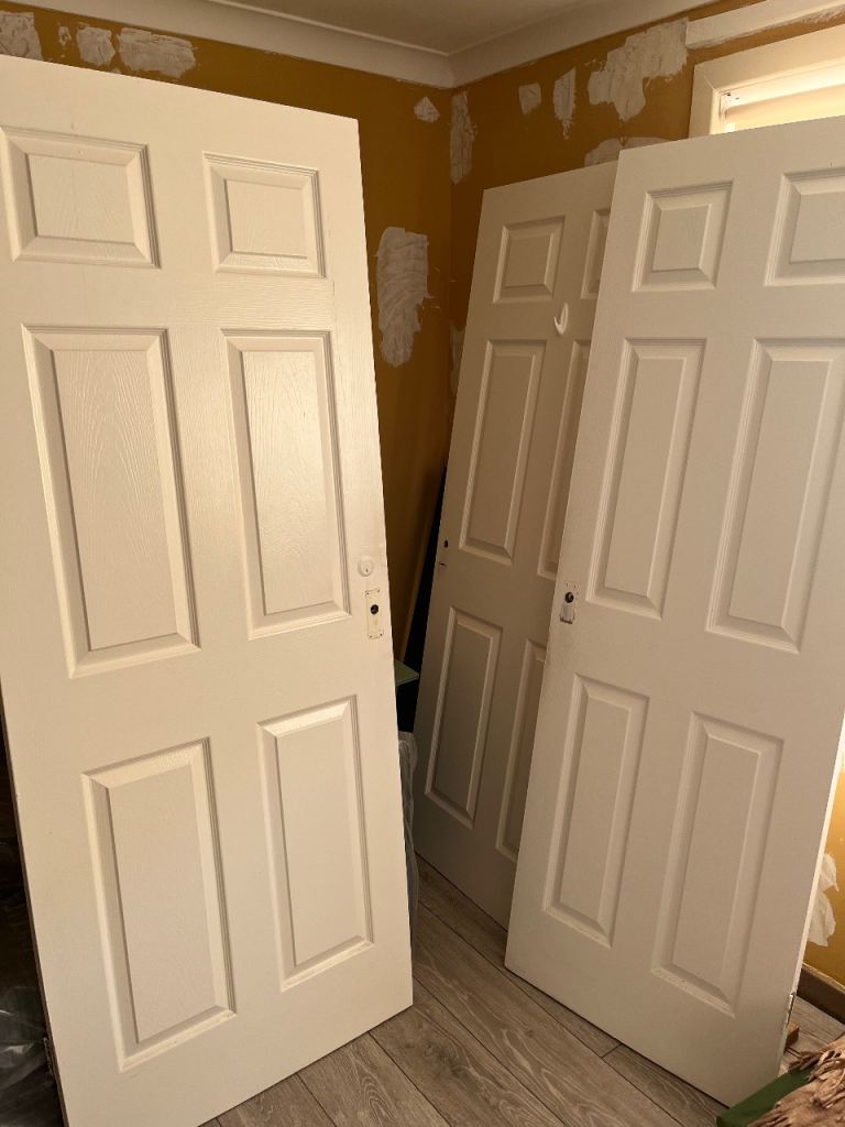 Solid Wood White Doors x 6