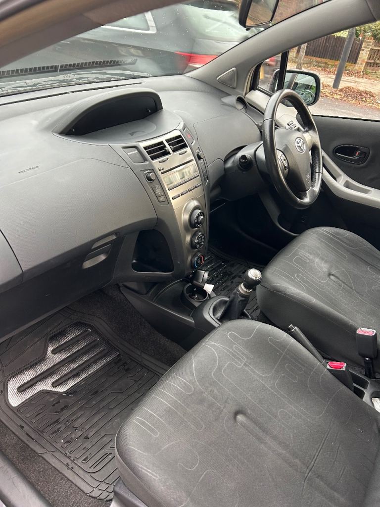 Toyota, YARIS, Hatchback, 2009, Manual, 998 (cc), 5 doors