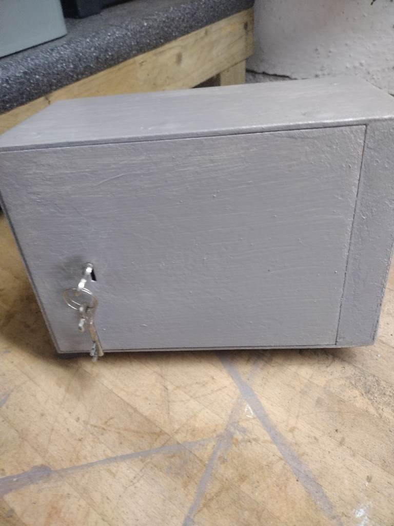 Metal WALL SAFE