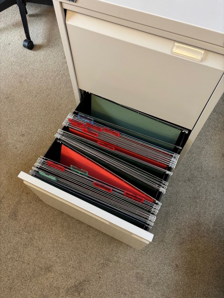 Metal Bisley 2-drawer filing cabinet in grey with bonus hanging files included