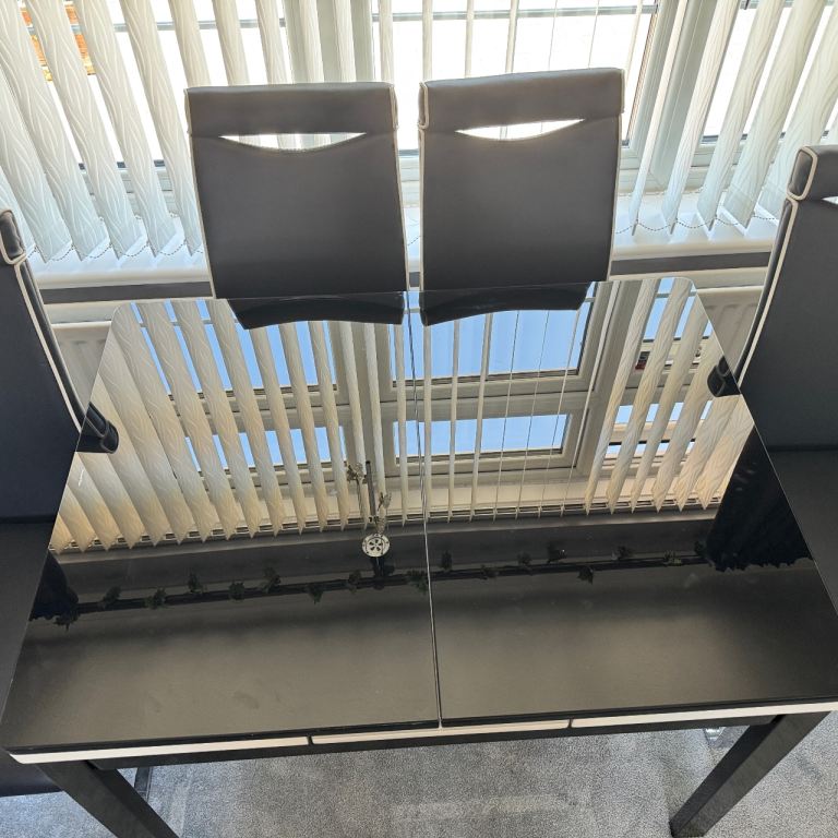 Black Glass Extendable Dining Table with 4 Chairs