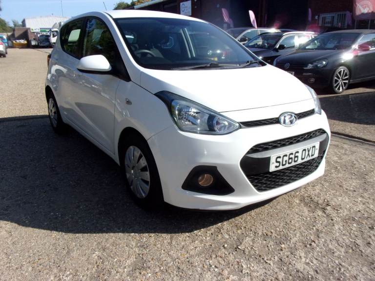 Hyundai i10 1.0 SE 5dr Petrol