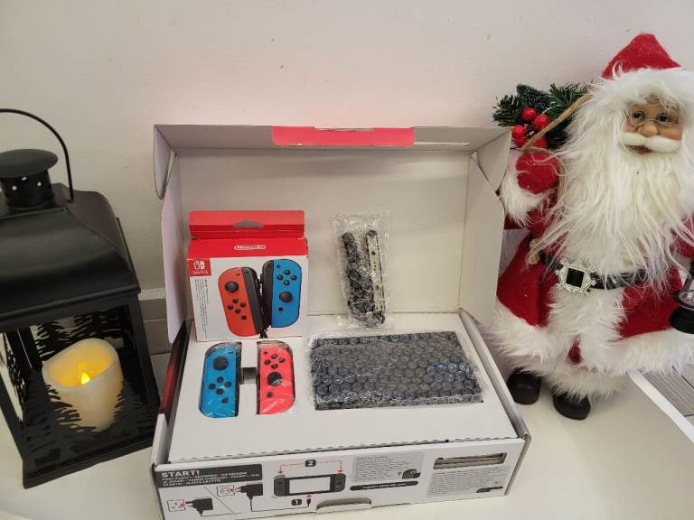 image for Nintendo switch with box (new condition)