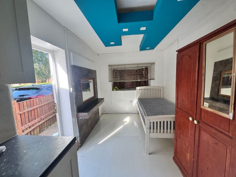 Bright self contained studio 