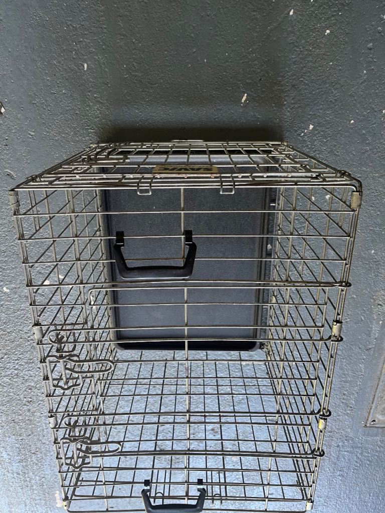Savic dog cage
