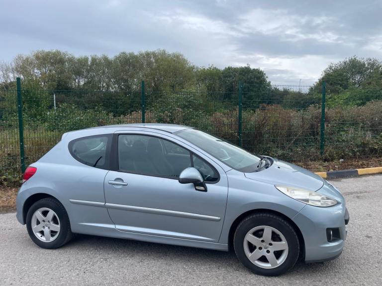 PEUGEOT 207 1.4 ENVY 11 REG BLUE 3 DOOR 12 MONTHS MOT  LOW INSURANCE 45+MPG