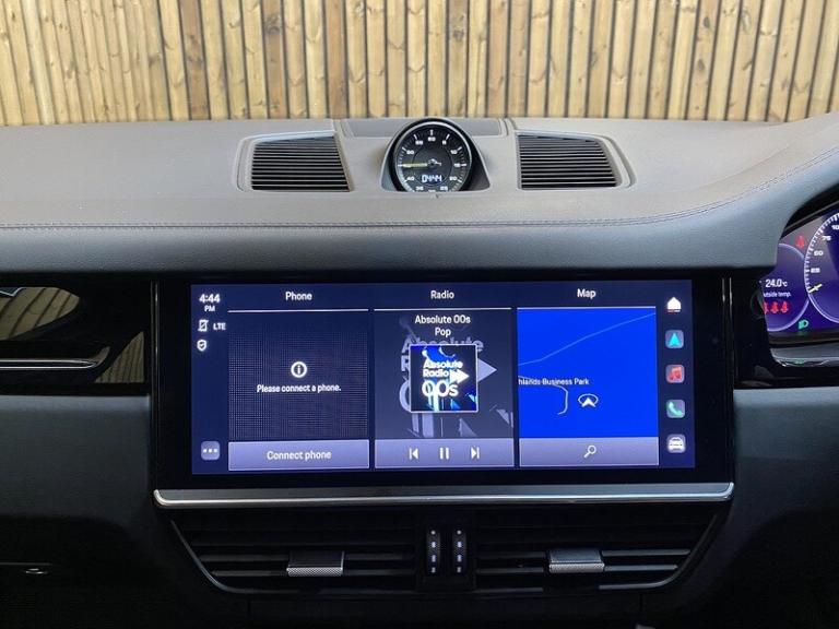 2022 Porsche Cayenne V6 E-Hybrid SUV HYBRID Automatic