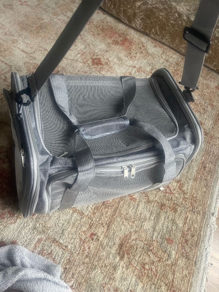  Very Good Quality Brand New Pet Carrier