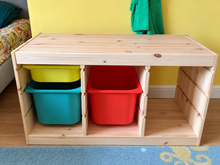 Wooden Storage Unit with Coloured Bins – Good Condition