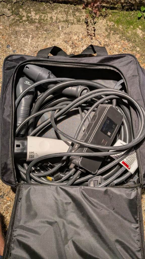 GENUINE HYUNDAI / KIA EV TYPE 2 3 PIN HOME CHARGER CHARGING CABLE 91996-GI050