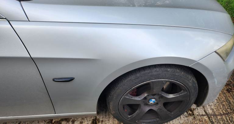 BMW E92 E93 Driver & Passenger Wing 354 Titan Silver