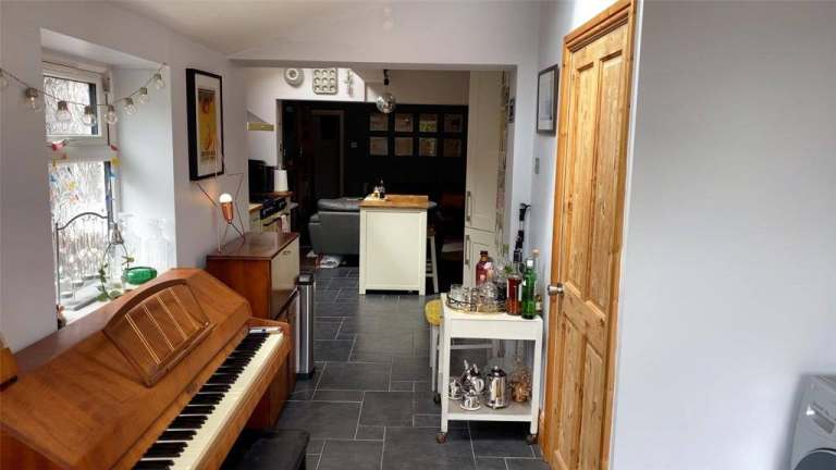 TENANTED PROPERTY FOR SALE - B67, Birmingham