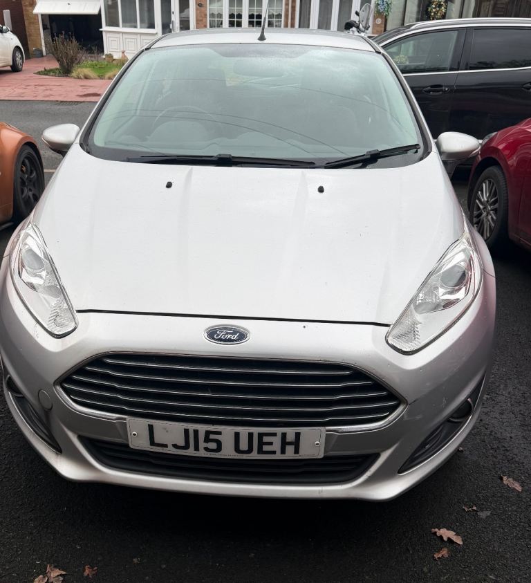 Ford, FIESTA, Hatchback, 2015, Manual, 1498 (cc), 5 doors