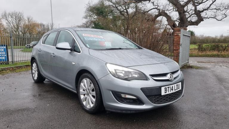 2014 Vauxhall Astra 1.7 CDTi 16V ecoFLEX Tech Line 5dr [Start Stop] HATCHBACK Diesel Manual