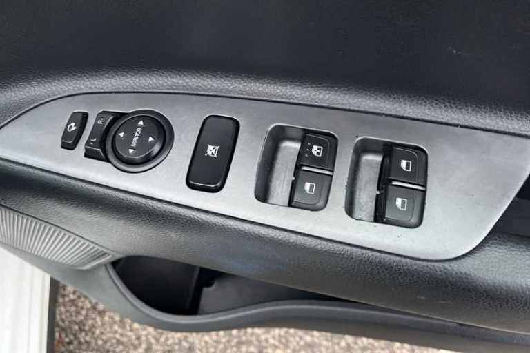 2018 Kia Rio 1.0 T GDi 118 GT-Line 5dr HATCHBACK PETROL Manual