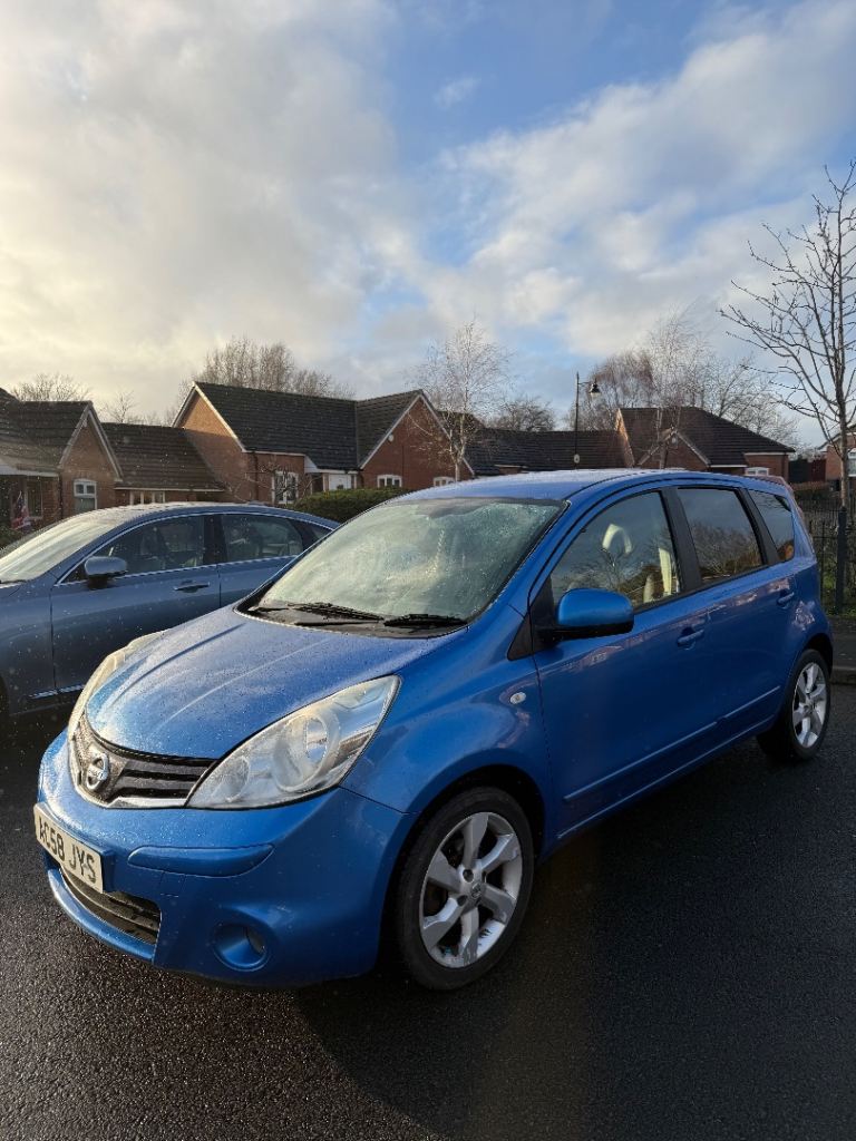 AUTOMATIC CAR * Nissan Note 1.6 Petrol 2009*