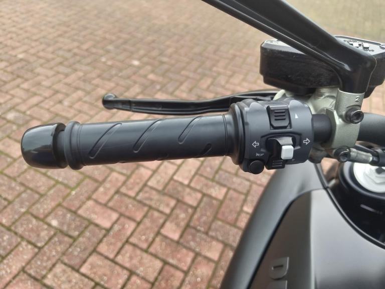 DUCATI DIAVEL 2018 - FULL HISTORY - ENGINE PROTECTION - LOW MILES 