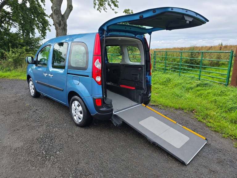 2012 Renault Kangoo 1.6 Expression 5dr Auto = Wheelchair Accessible Vehicle MPV Petrol Automatic