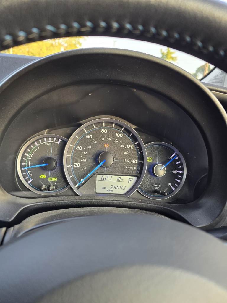 Automatic Toyota Yaris hybrid 1.5 VVT-CVT,5 Hatchback Petrol/Electric