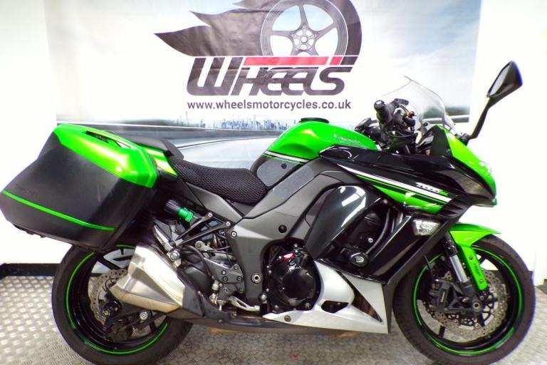 2016 KAWASAKI Z1000SX WITH PANNIERS