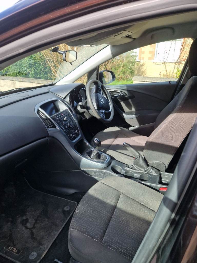 Vauxhall, ASTRA, Estate, 2014, Manual, 1598 (cc), 5 doors