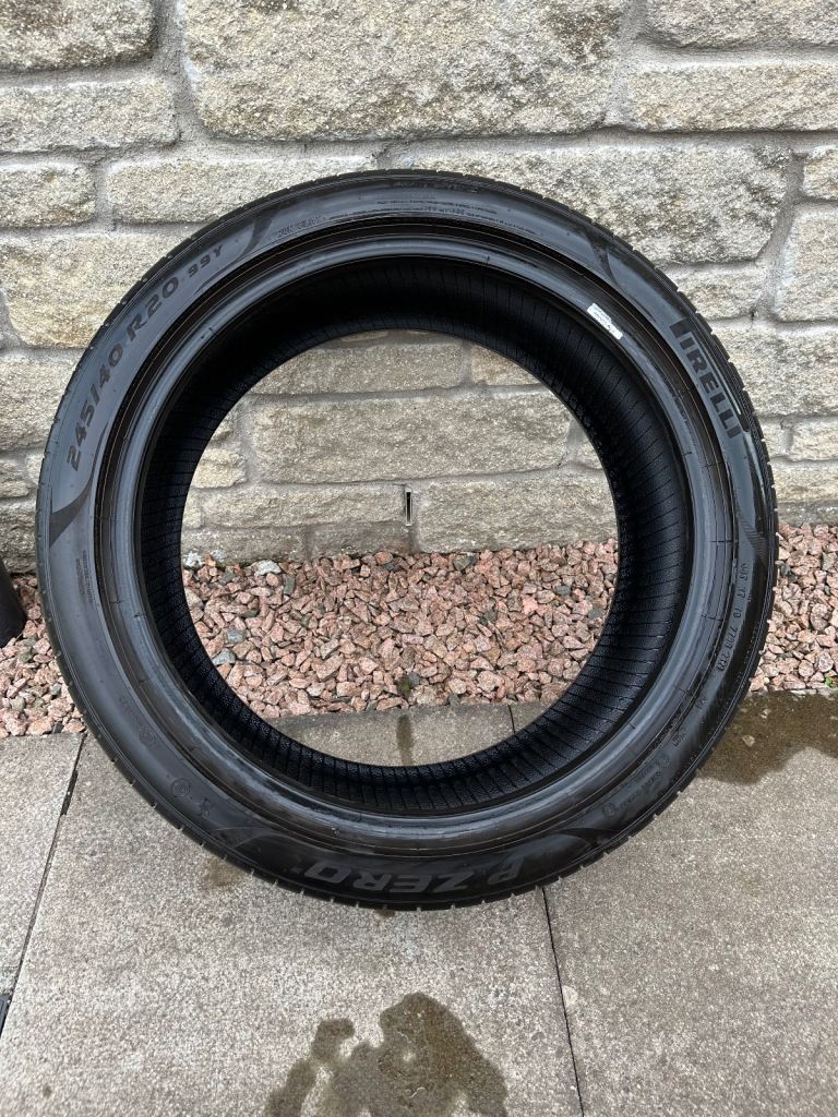 Pirelli P Zero 245/40/R20 BMW fit tyre