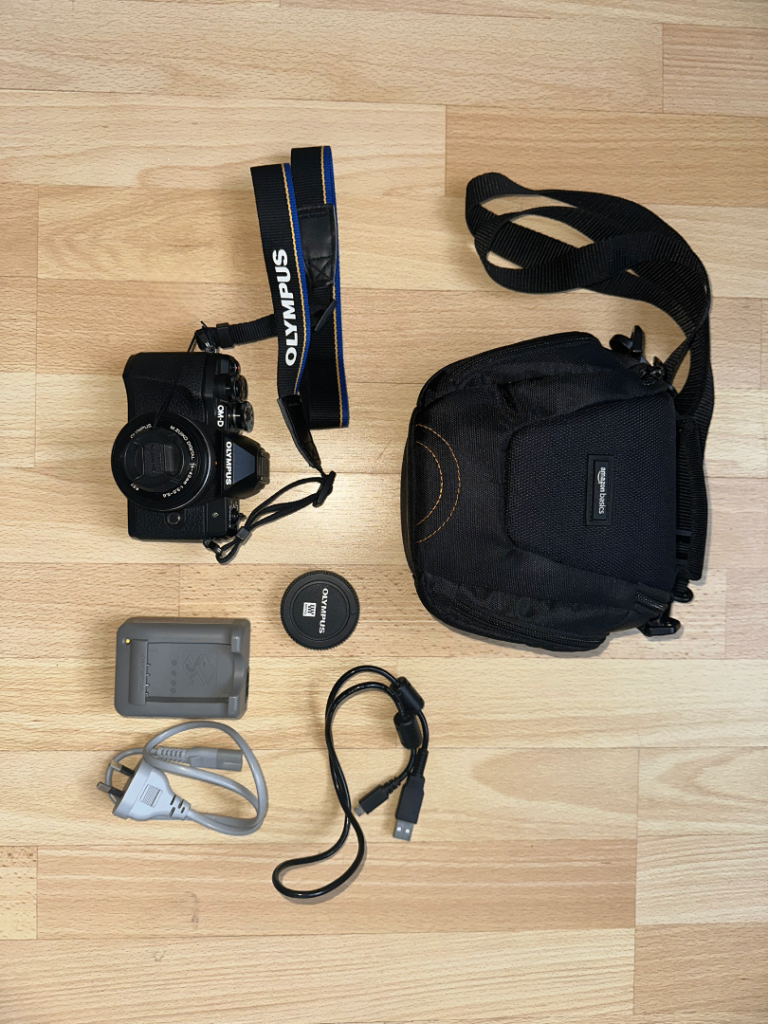 Olympus Om-d E-m10 Mark III With 14-42mm EZ Lens -Black with free bag