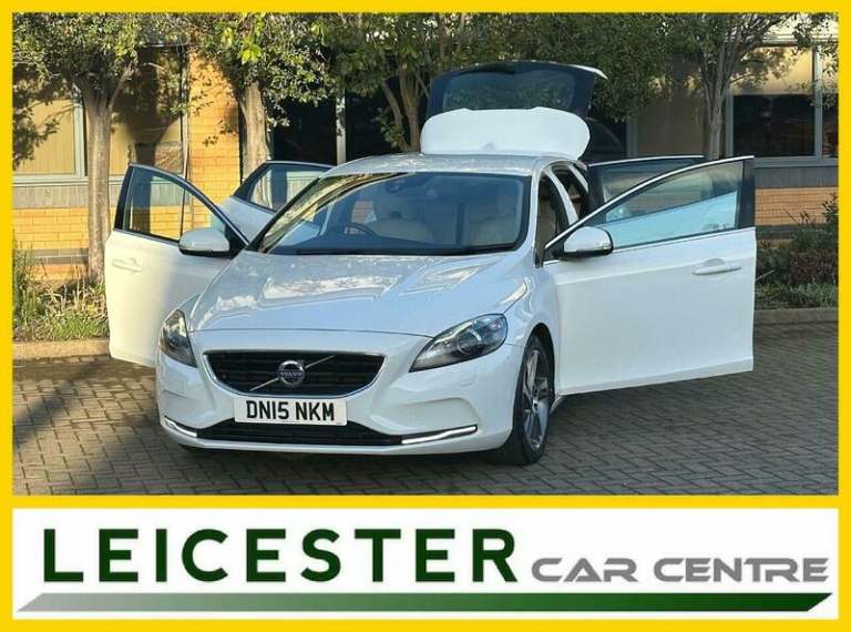 2015 Volvo V40 1.6 D2 SE Lux Euro 5 (s/s) 5dr HATCHBACK Diesel Manual