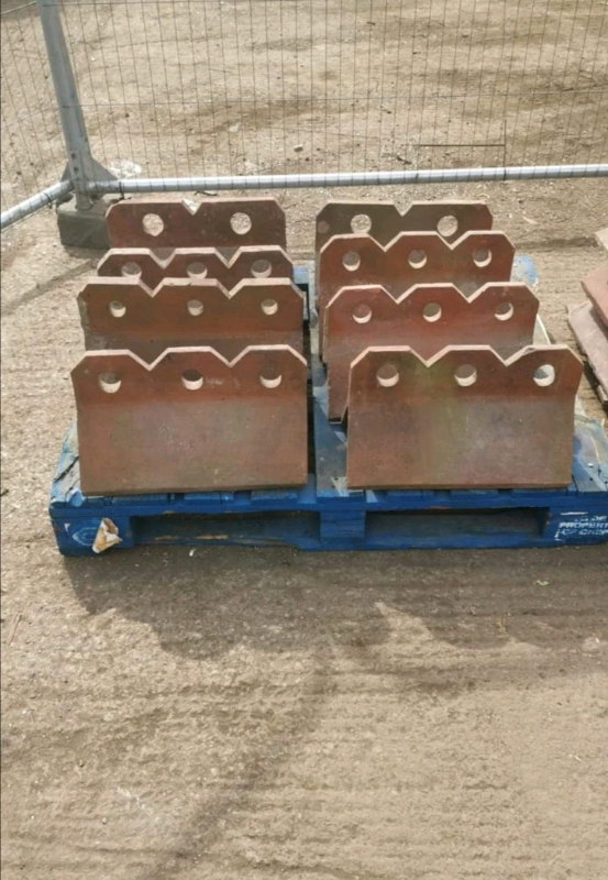  Roof Ridge tiles ornate 