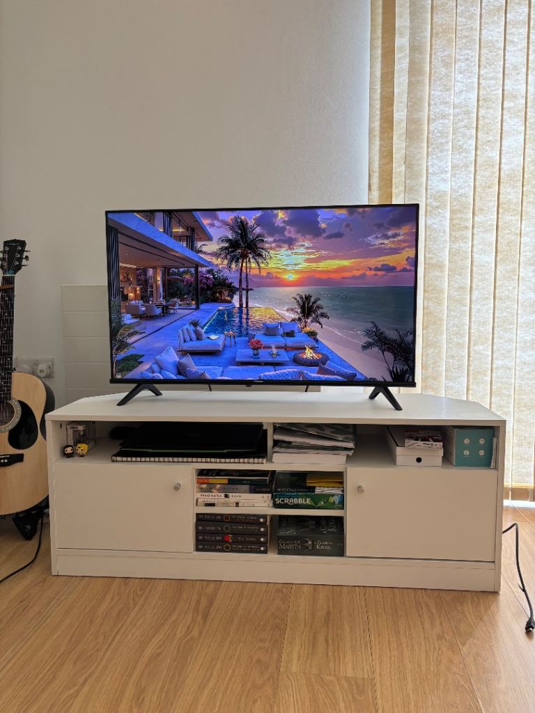 Hisense 40” Smart Full HD TV / Hisense 40 Inch 40E4NTUK/40A4NTUK Smart Full HD Freeview TV 488/9681