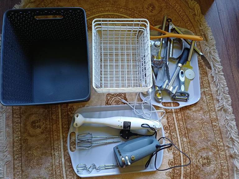 Kitchen Appliance Bundle with Mixer, Blender, and Storage Baskets