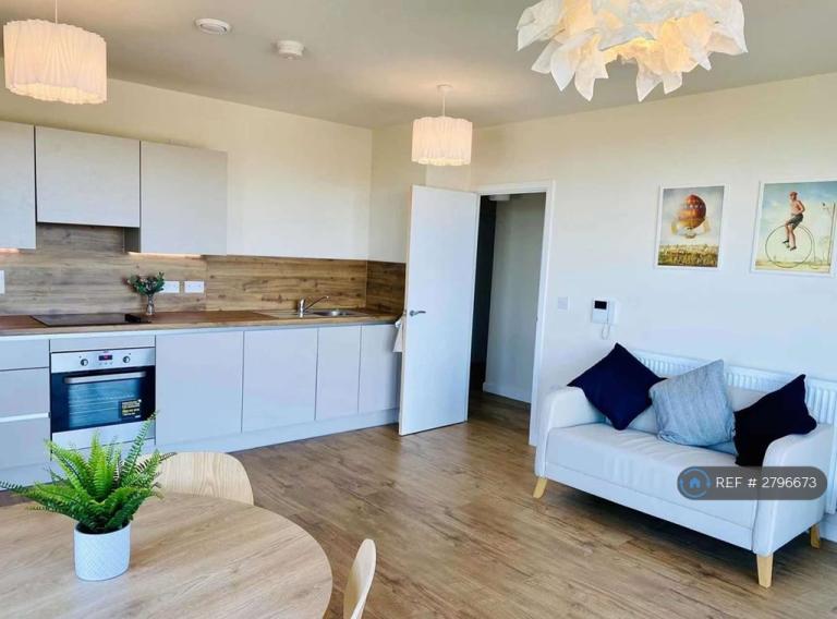 2 bedroom flat in North End Road, London, HA9 (2 bed) (#2796673)