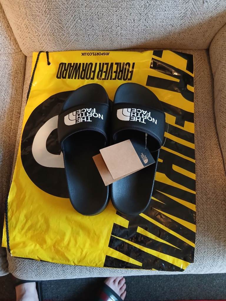 The North Face Slidders Brand New with Tags size 9