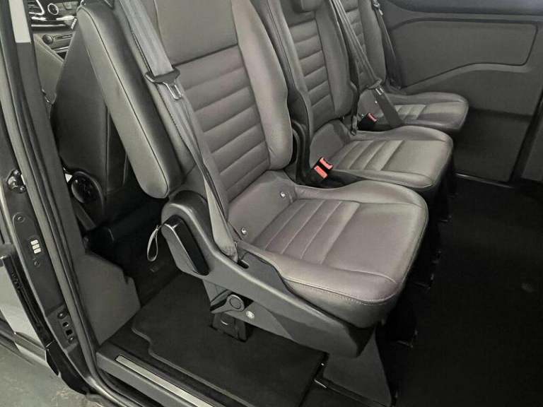 2022 Ford Tourneo Custom 2.0 EcoBlue Hybrid 185ps L/R 8 Seater Titanium X MPV DIESEL Manual