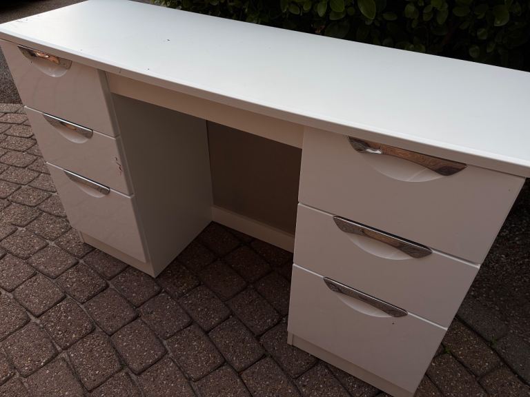 Dressing Table / Desk with Drawers