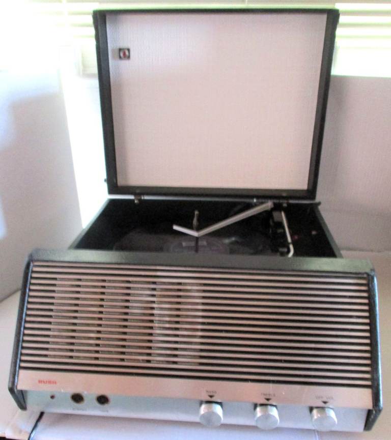 BUSH SRP 52 MULTI-CHANGE RECORD PLAYER  1969 FULL WORKING ORDER