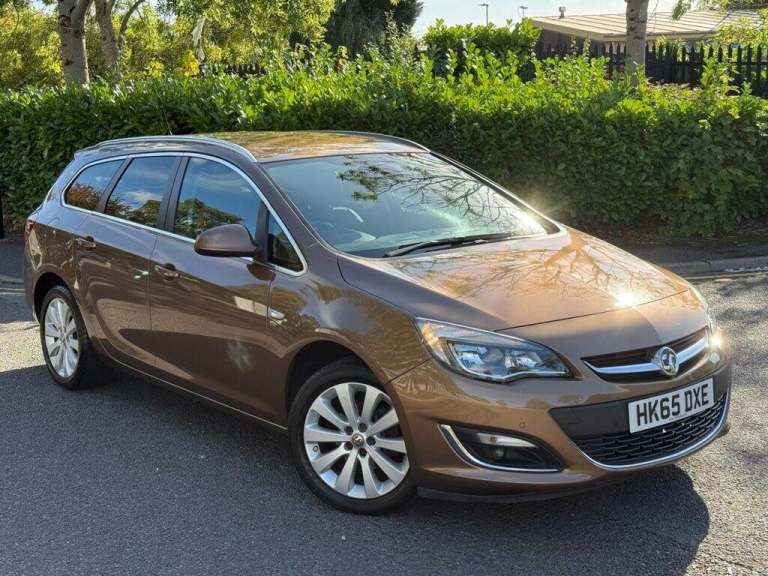 2016 Vauxhall Astra 1.6i 16V Elite 5dr ESTATE PETROL Manual
