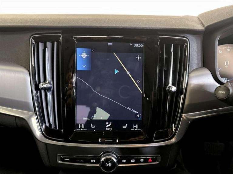 2020 Volvo S90 2.0 T4 Momentum Plus 4dr Geartronic SALOON PETROL Automatic