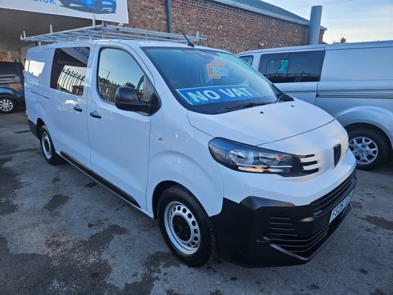 image for 2025 Peugeot Expert 2.0 BlueHDi 145 Professional Crew Van PANEL VAN DIESEL Manual