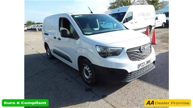2023 Vauxhall Combo White 1.5 Turbo D 2300 Prime van, Euro 6, 6-speed manual, Air Conditioning, P...